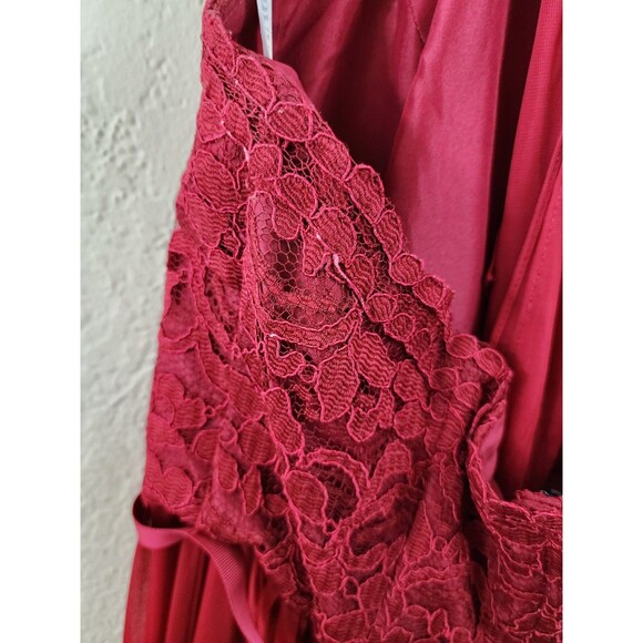 David's Bridal Womens 12 Apple Red Bridesmaid Prom Short Halter Tie Back Dress - Picture 3 of 8